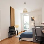 Watermelon Apartment With Parking City Center