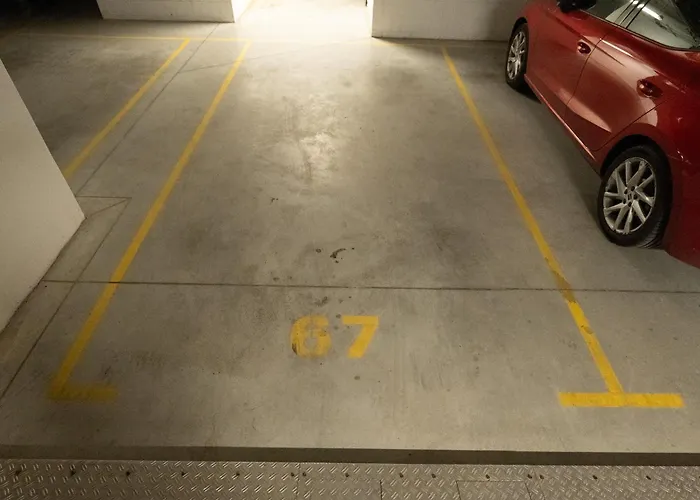 Watermelon Apartment With Parking City Center Apartament *