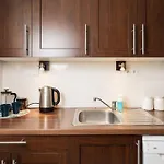 Watermelon Apartment With Parking City Center Varsó